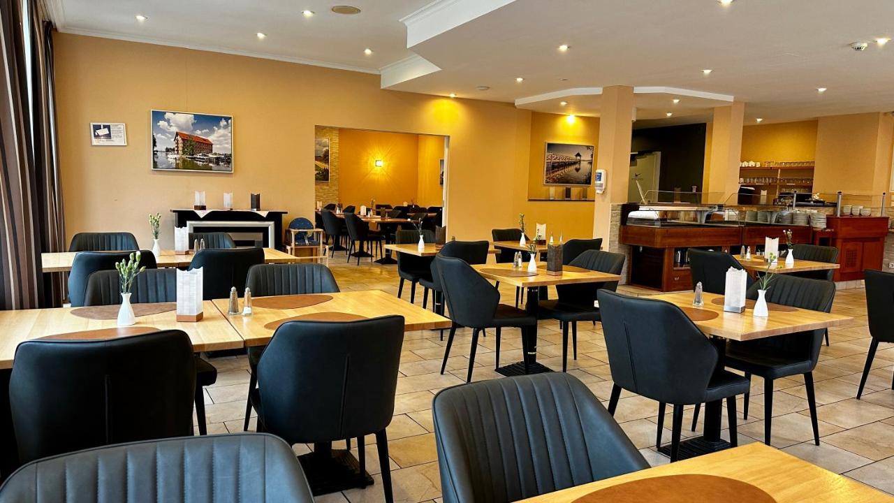 Park Hotel Fasanerie Neustrelitz Exterior foto